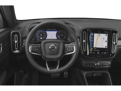 2022 Volvo XC40 R-Design