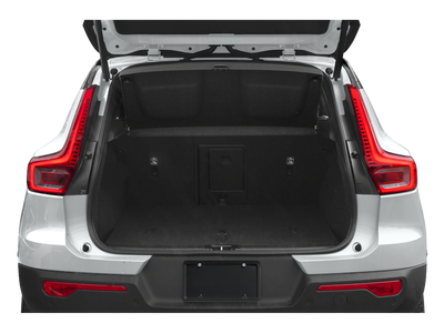 2022 Volvo XC40 R-Design