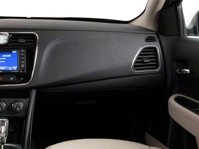 2012 Chrysler 200 Limited