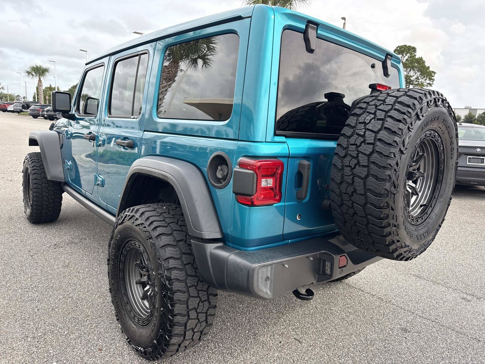 2020 Jeep Wrangler Unlimited Willys