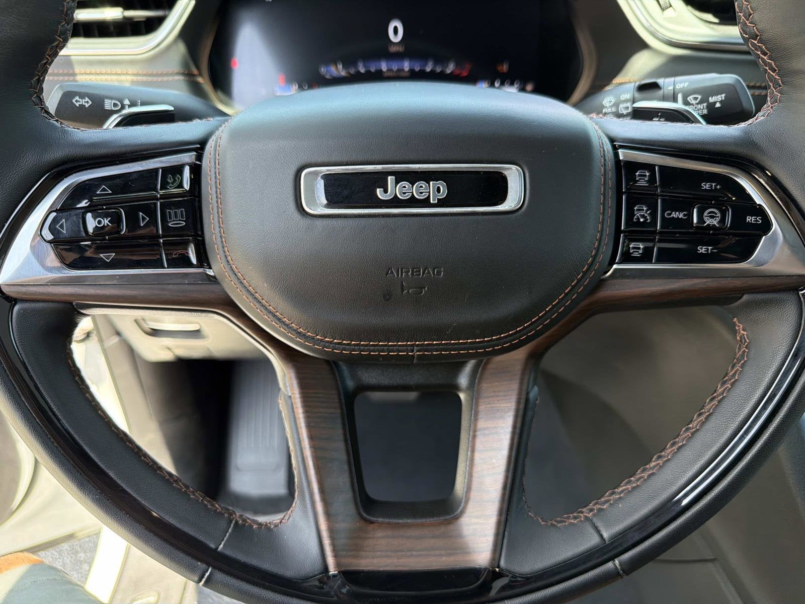 2023 Jeep Grand Cherokee L Summit