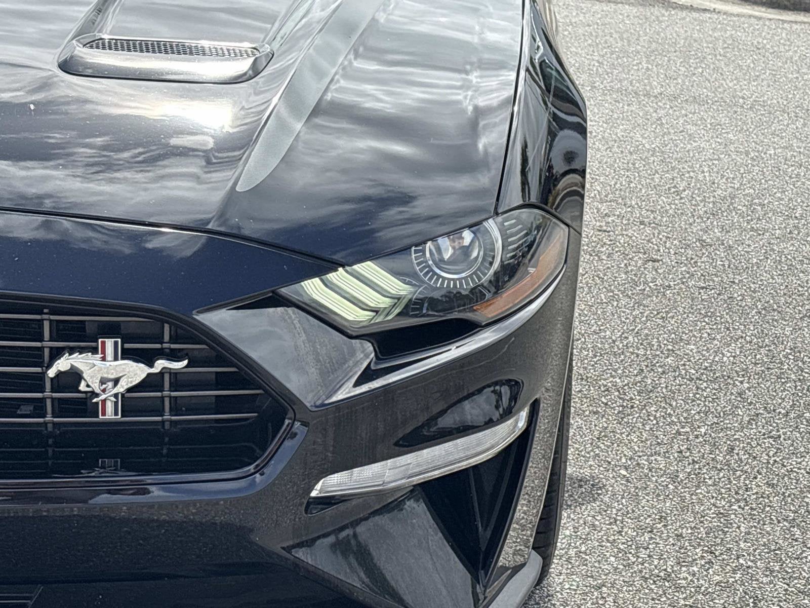 2020 Ford Mustang EcoBoost