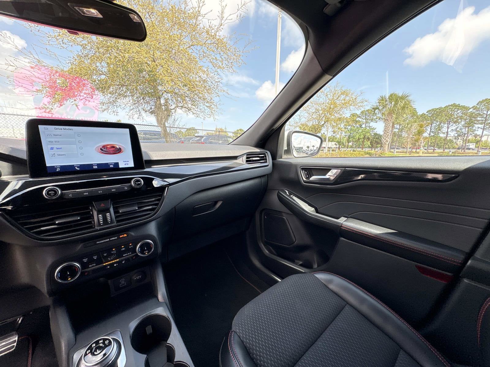 2023 Ford Escape ST-Line Select