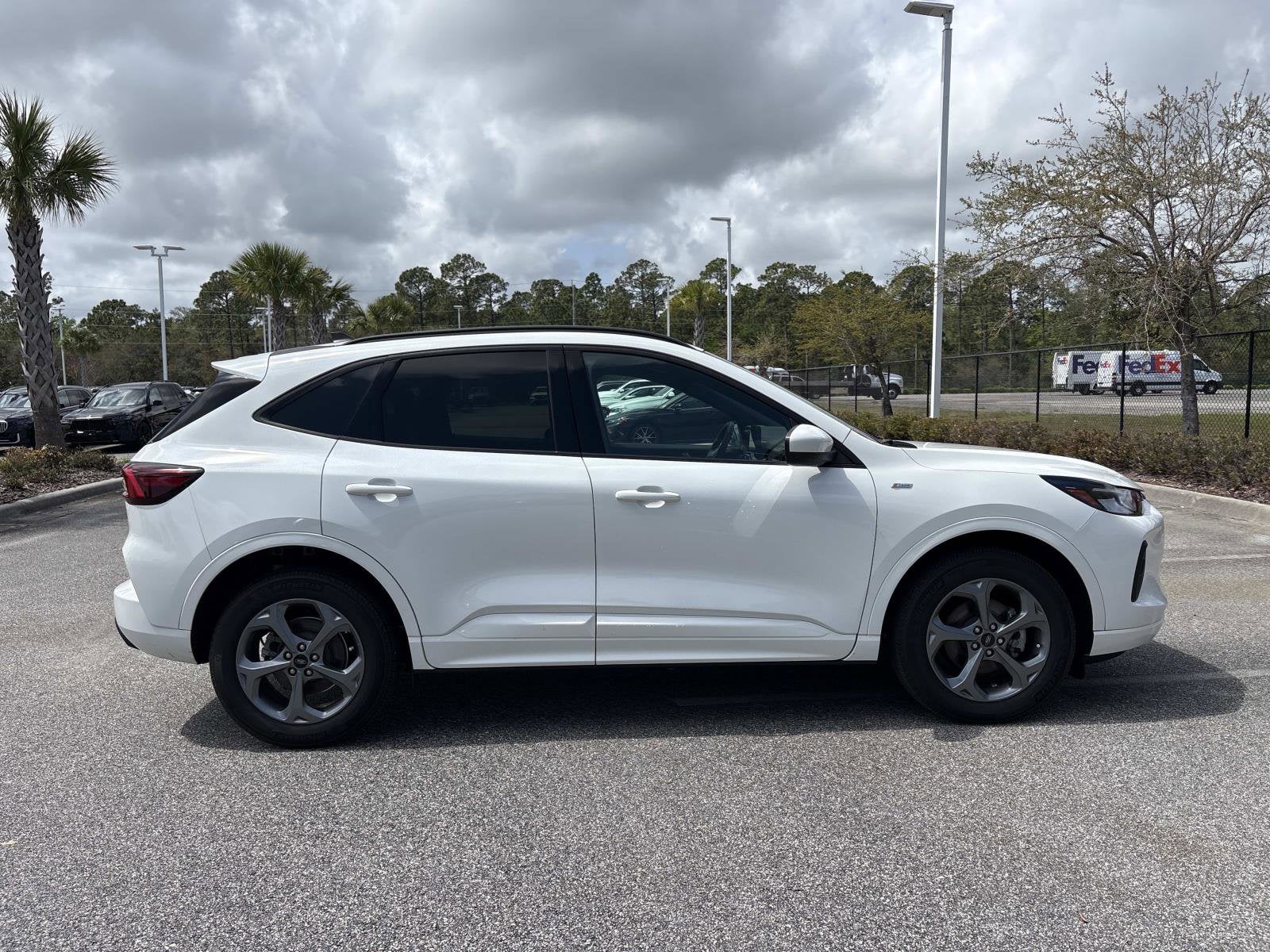 2023 Ford Escape ST-Line Select