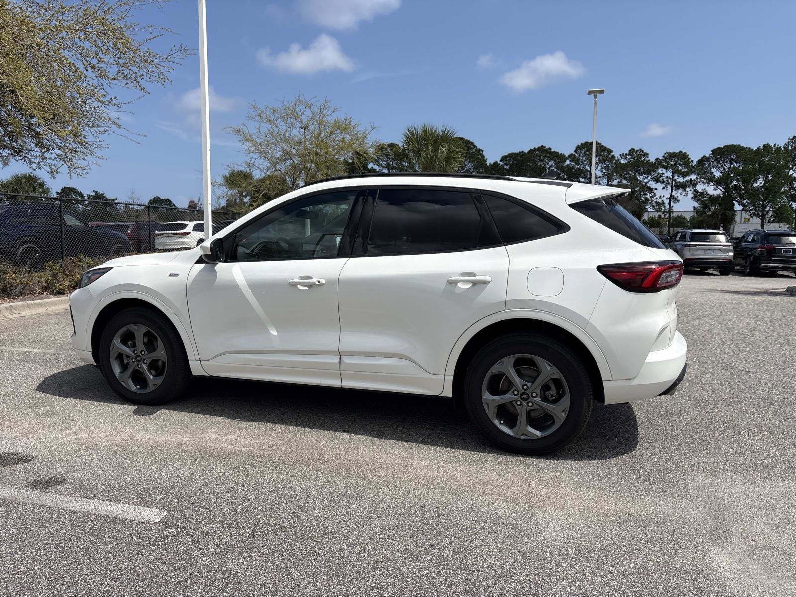 2023 Ford Escape ST-Line Select