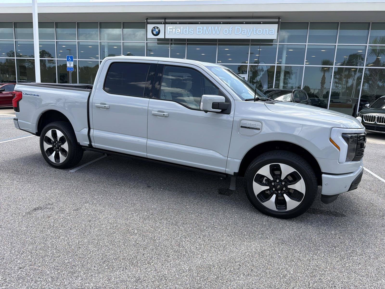 2023 Ford F-150 Lightning Platinum