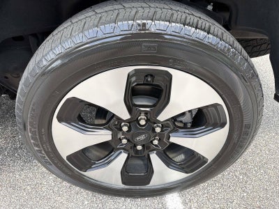 2023 Ford F-150 Lightning Platinum