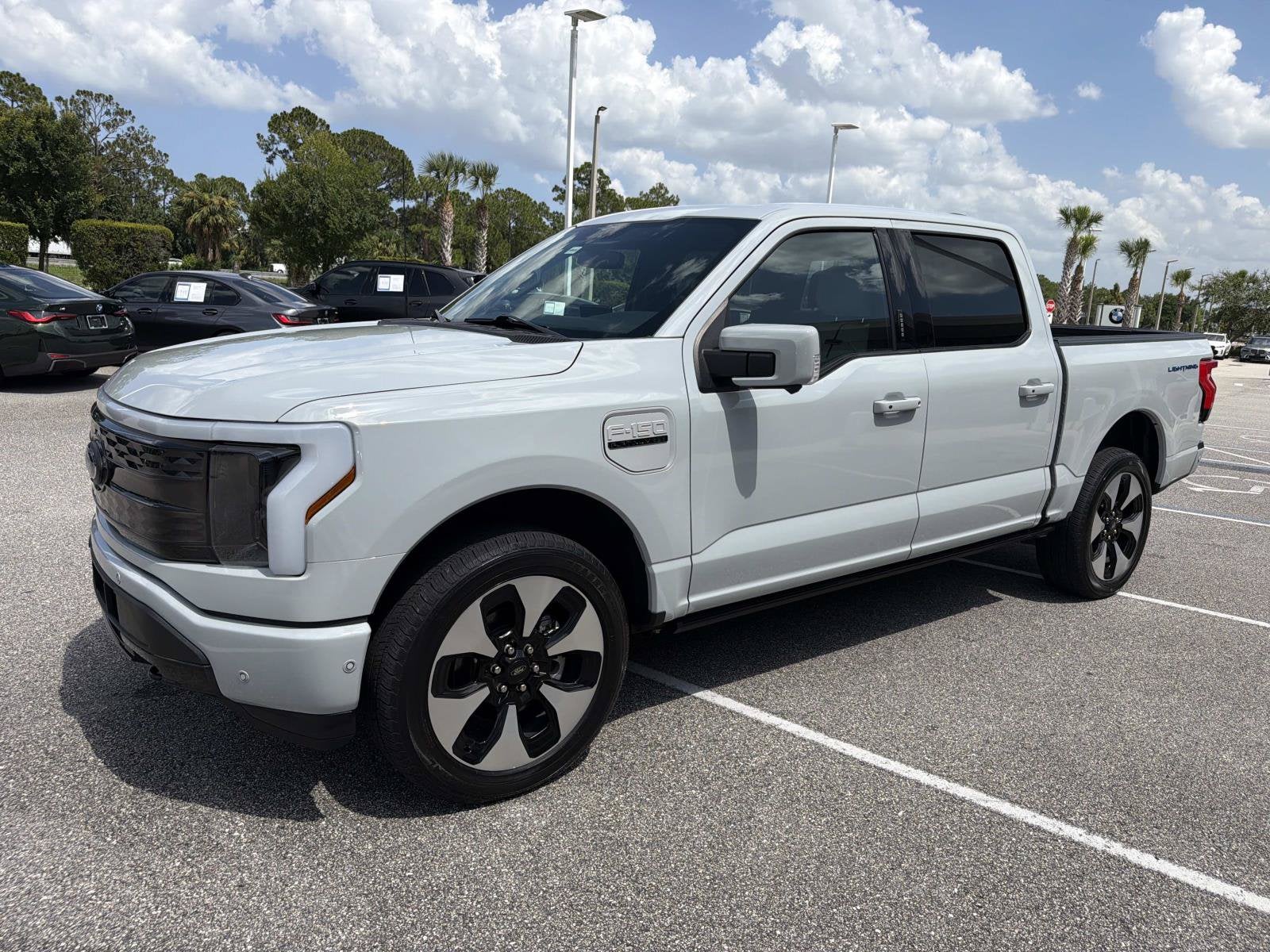 2023 Ford F-150 Lightning Platinum