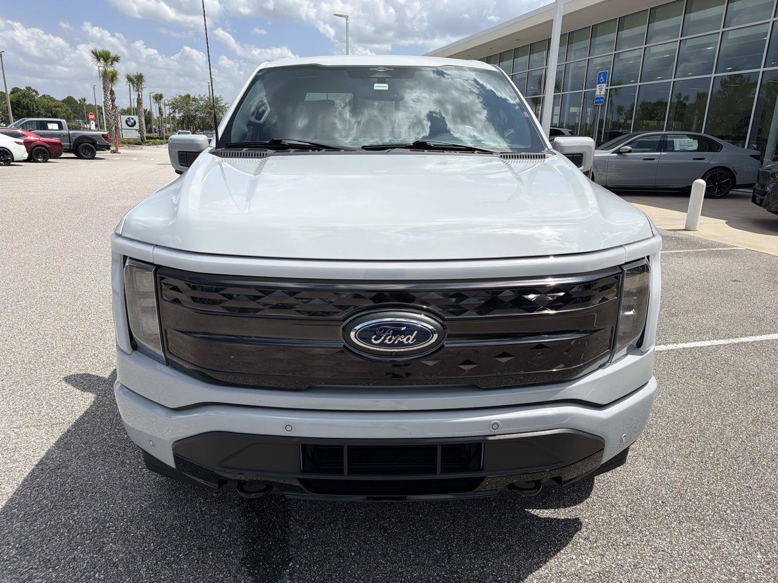 2023 Ford F-150 Lightning Platinum