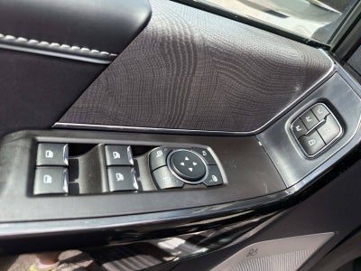 2023 Ford F-150 Lightning Platinum