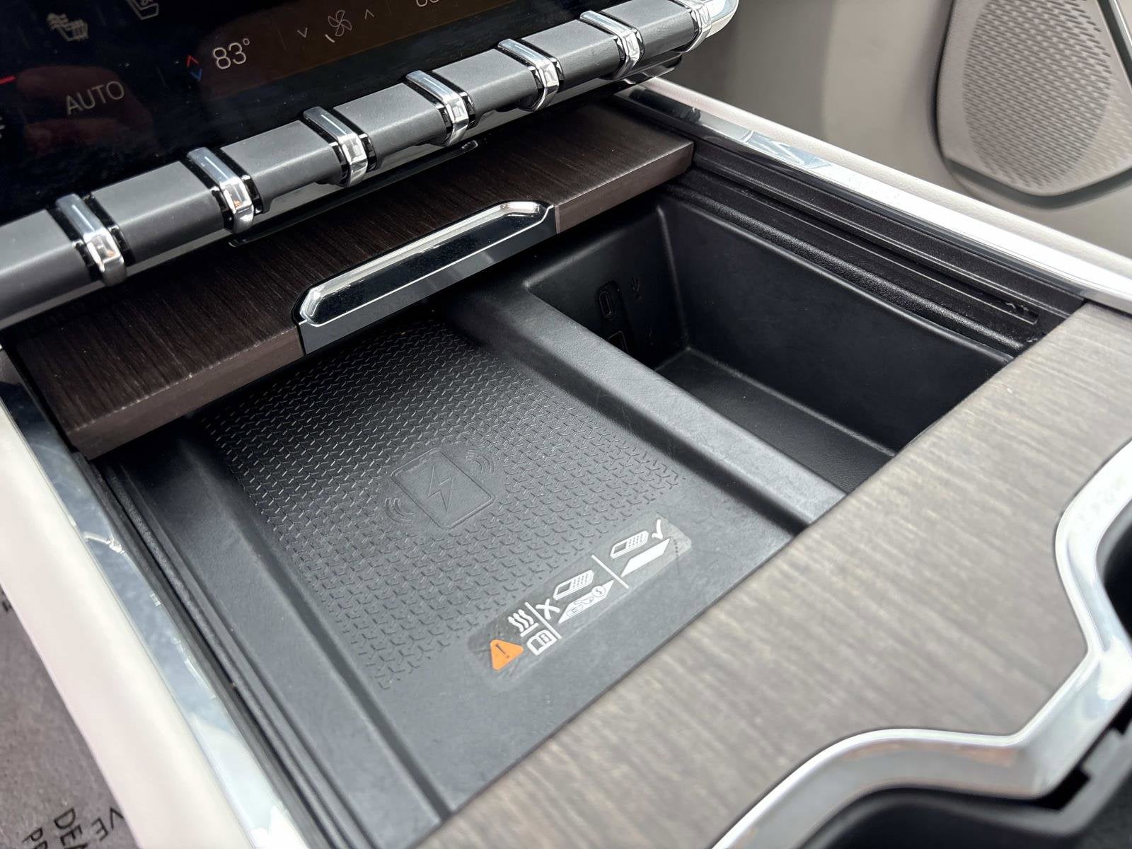 2024 GMC Acadia FWD Denali