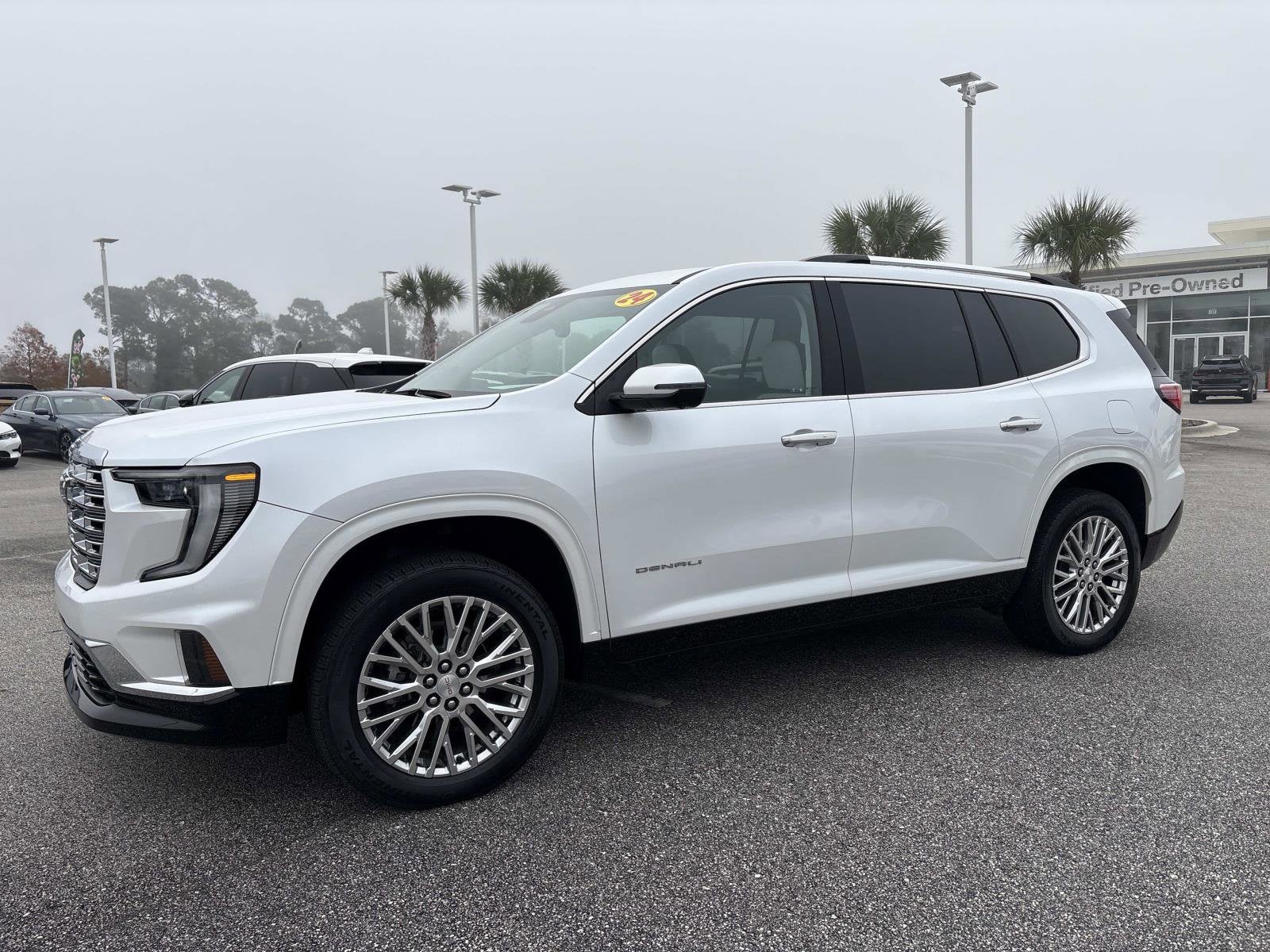 2024 GMC Acadia FWD Denali