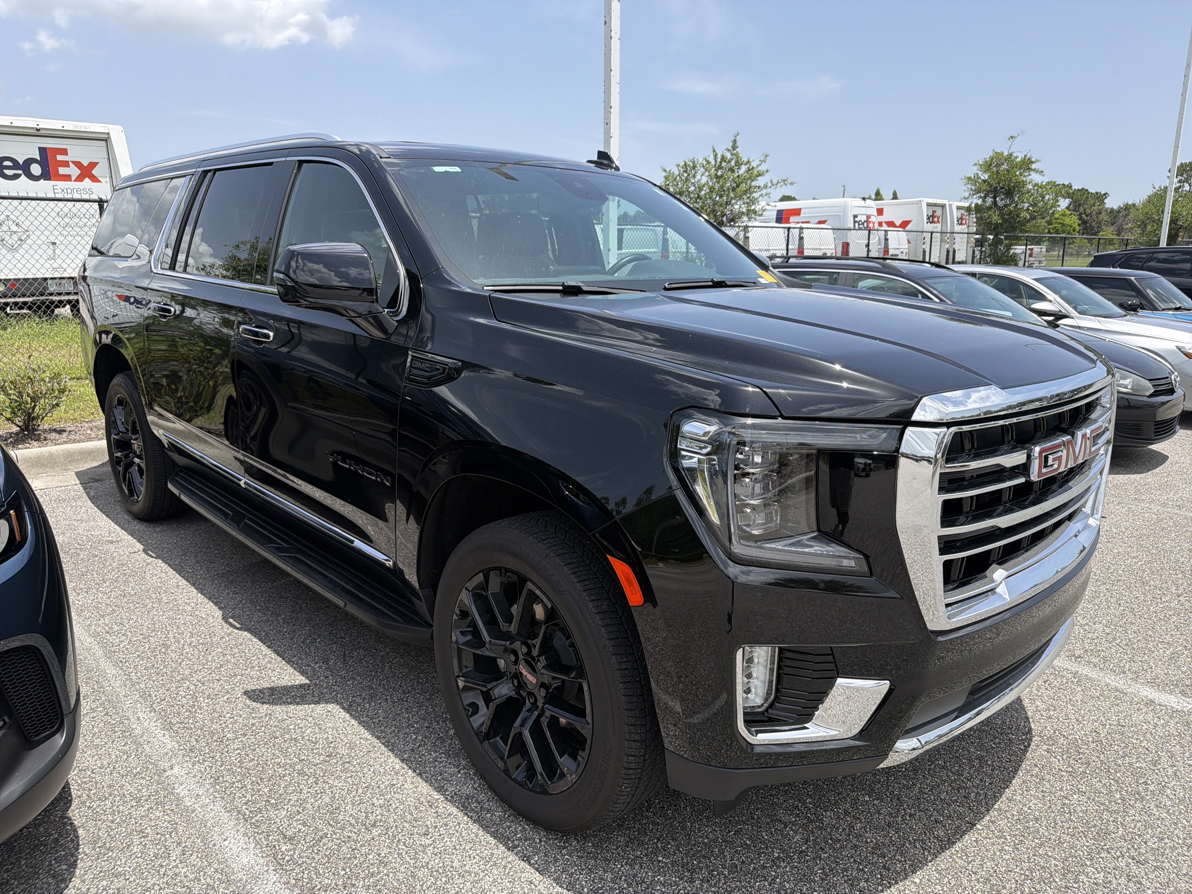 2024 GMC Yukon XL SLT