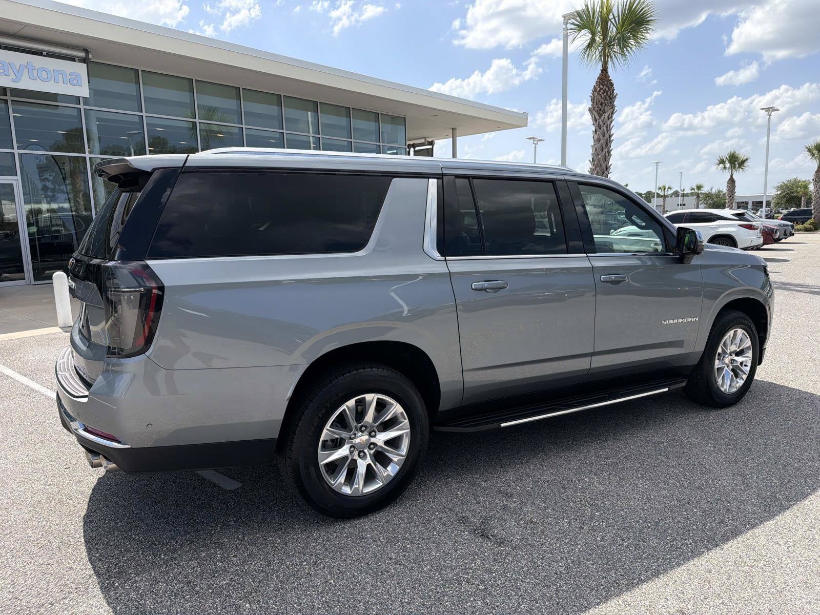 2025 Chevrolet Suburban Premier