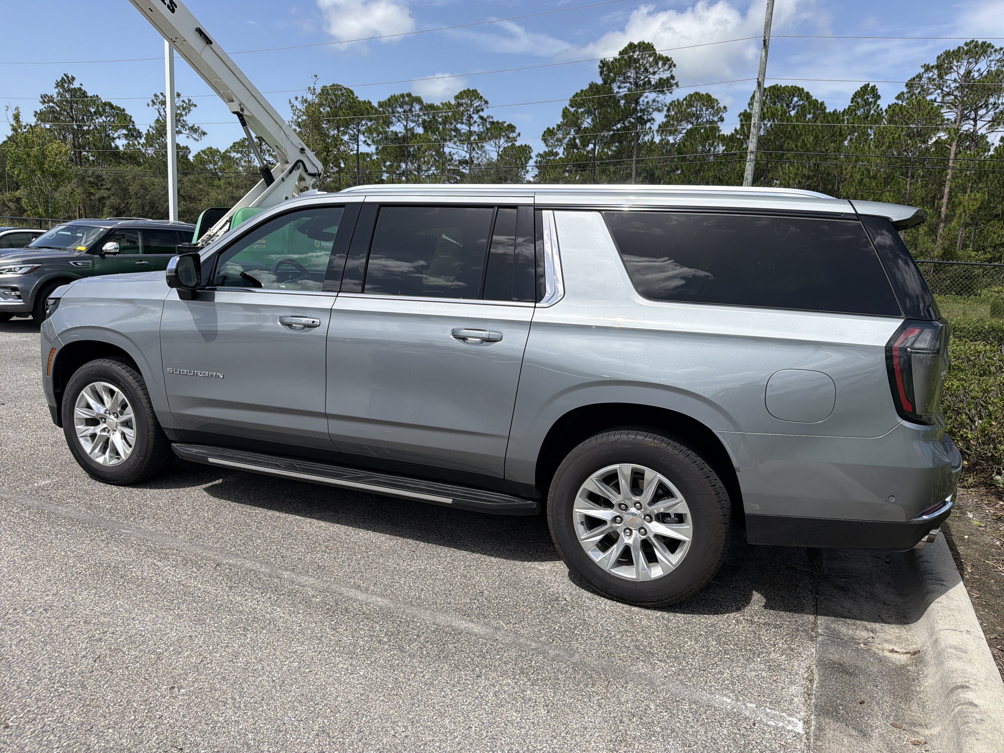 2025 Chevrolet Suburban Premier