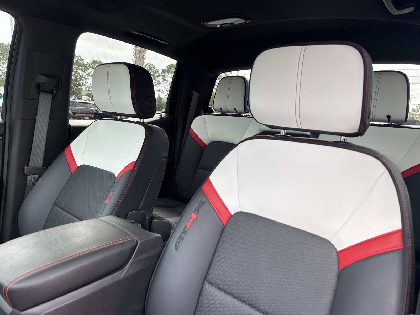 2024 GMC Canyon 4WD AT4X
