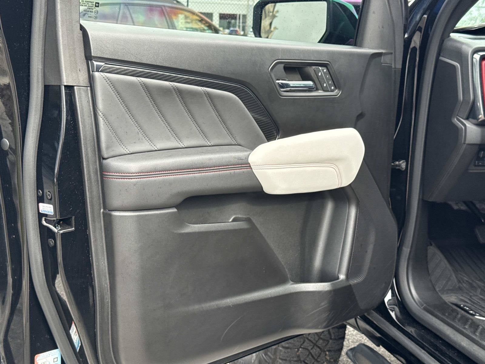 2024 GMC Canyon 4WD AT4X