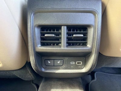 2024 Cadillac XT4 FWD Premium Luxury