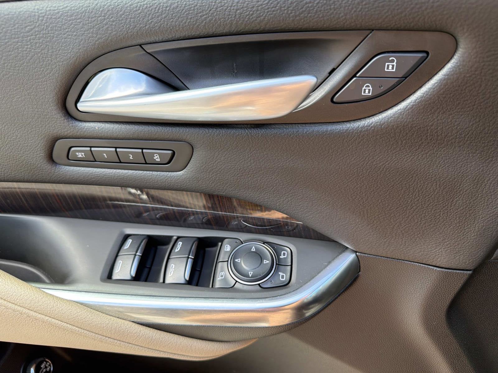 2024 Cadillac XT4 FWD Premium Luxury