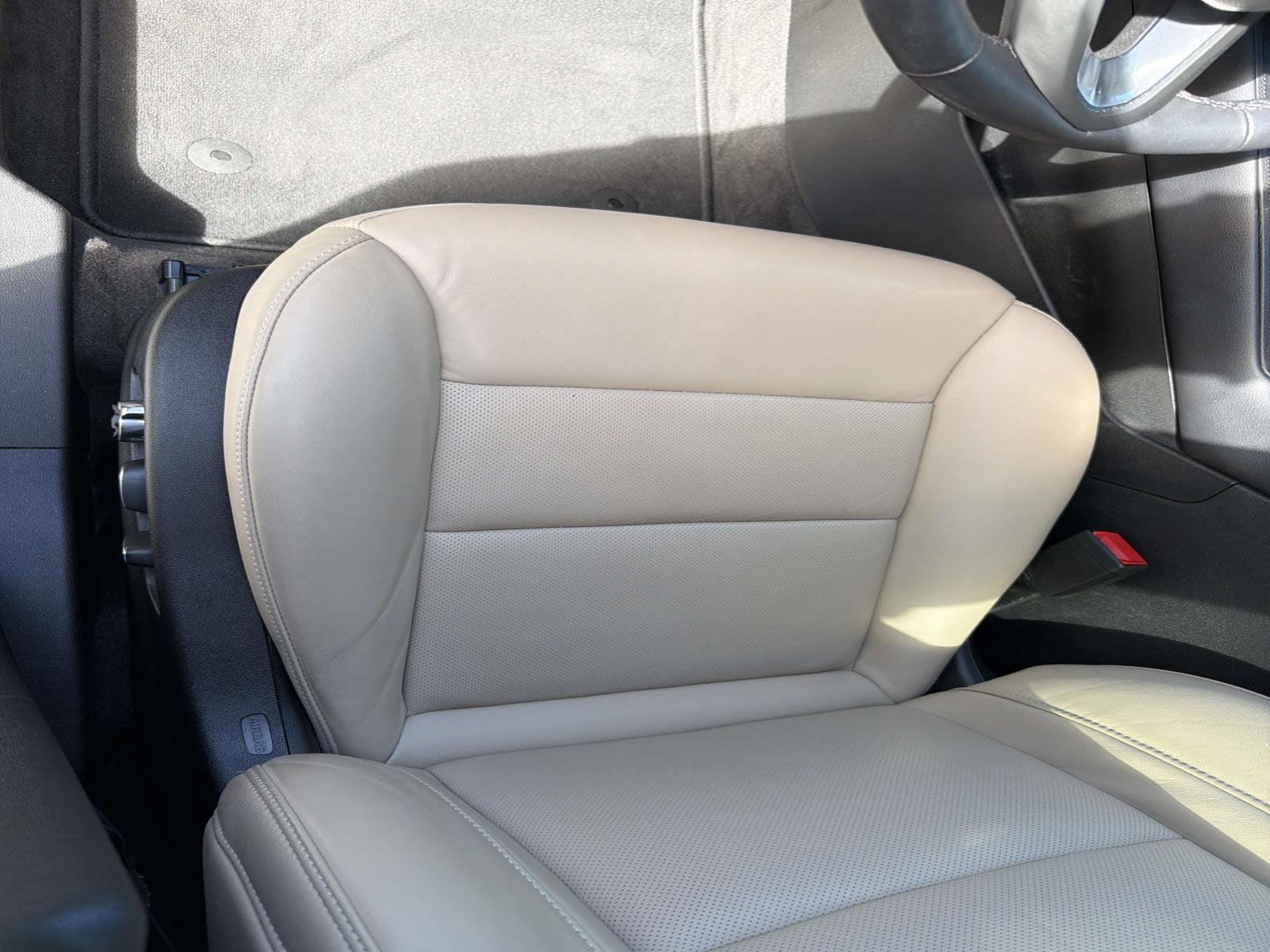 2024 Cadillac XT4 FWD Premium Luxury