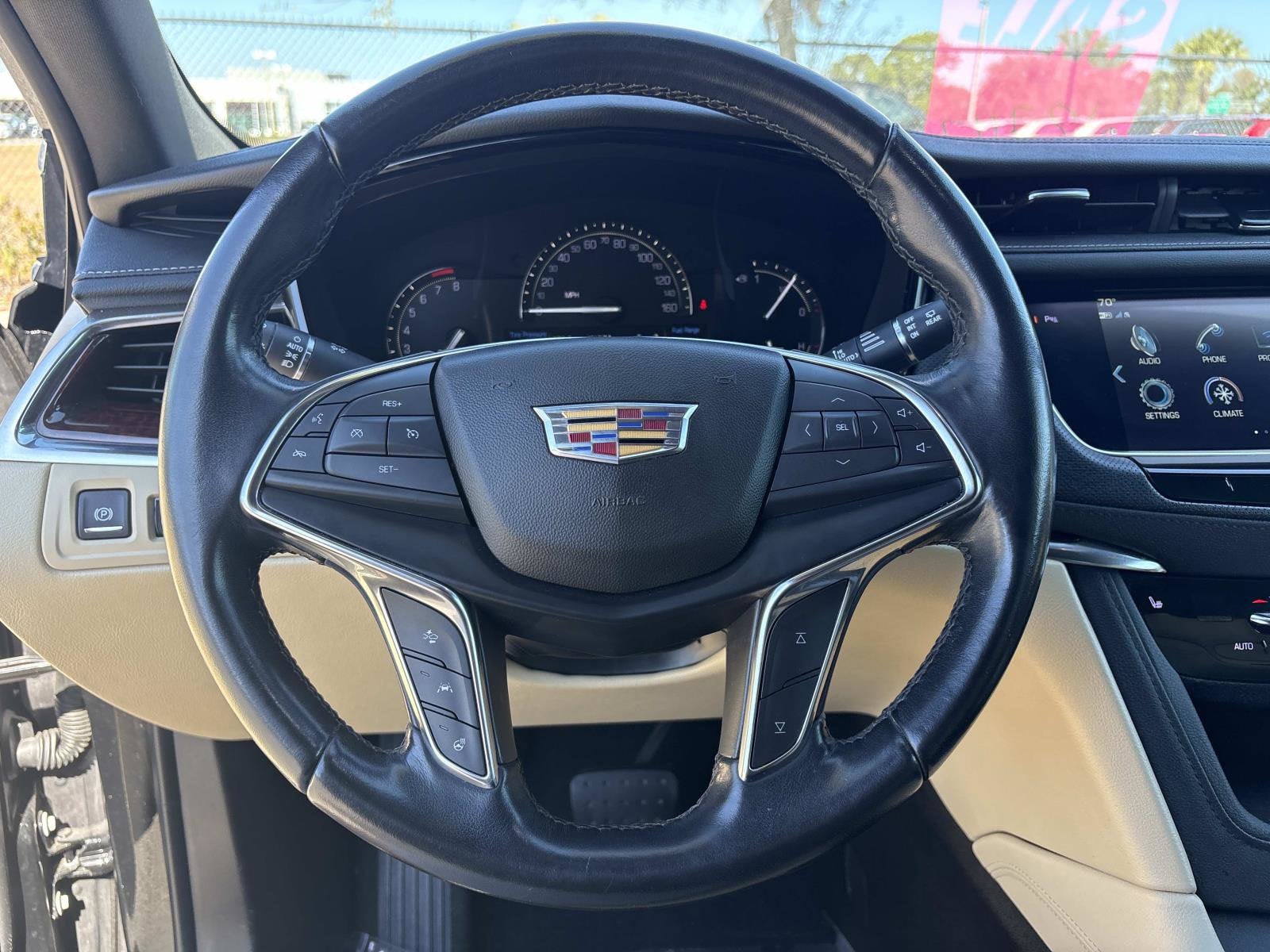 2019 Cadillac XT5 Luxury FWD