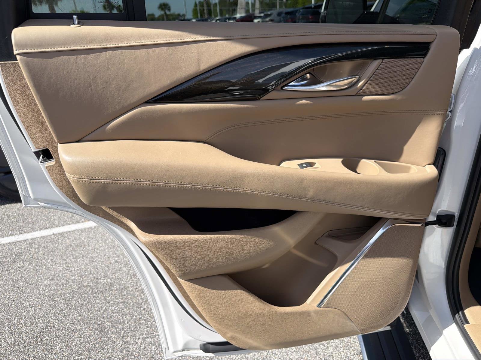 2018 Cadillac Escalade Platinum