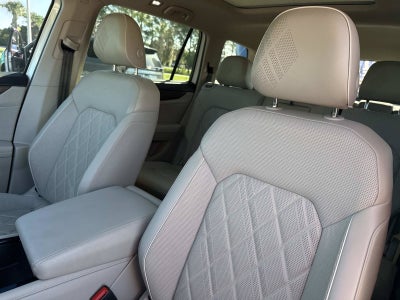 2025 Volkswagen Atlas 2.0T SEL Premium R-Line