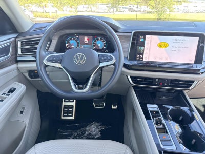 2025 Volkswagen Atlas 2.0T SEL Premium R-Line