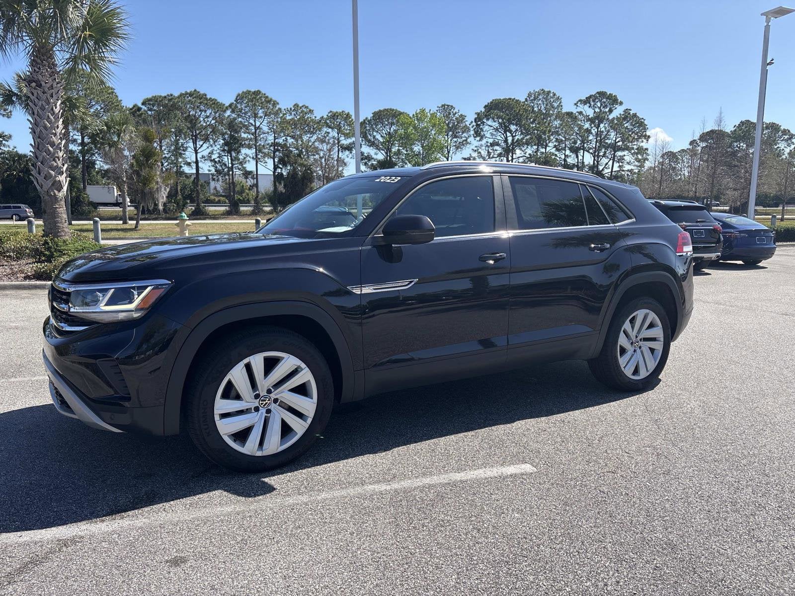 2023 Volkswagen Atlas Cross Sport 3.6L V6 SE w/Technology