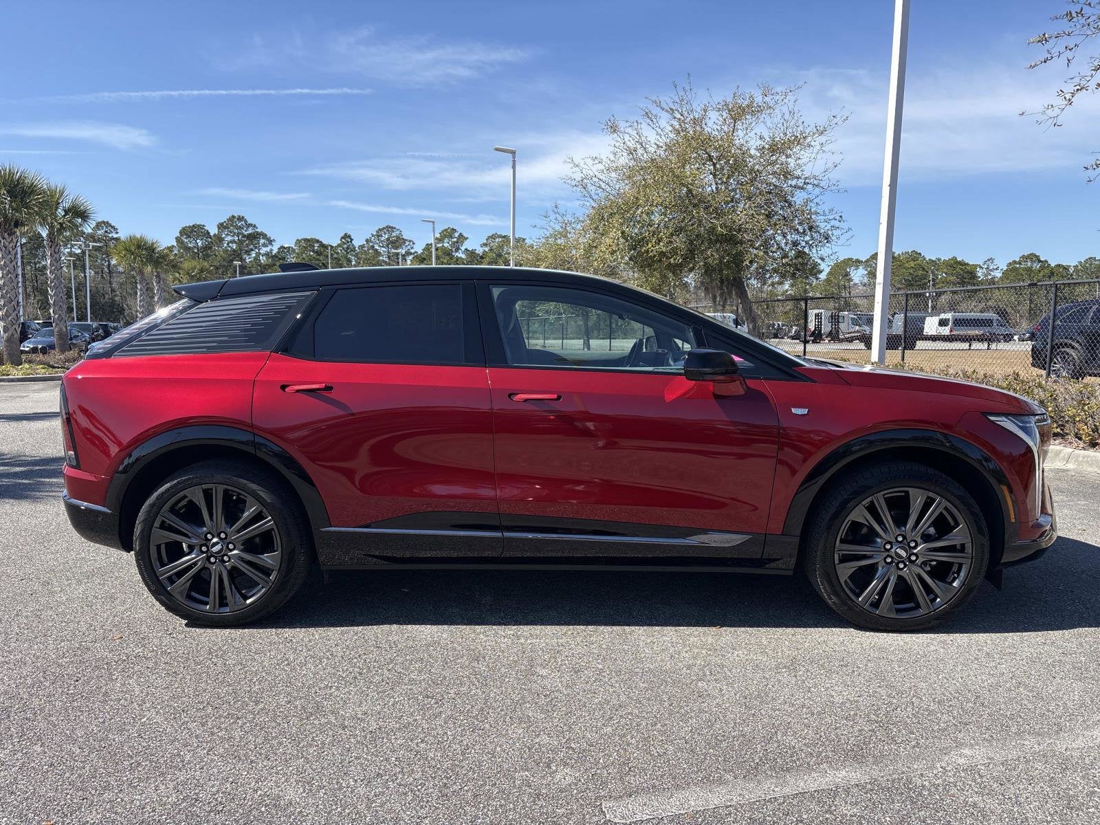 2025 Cadillac OPTIQ Sport