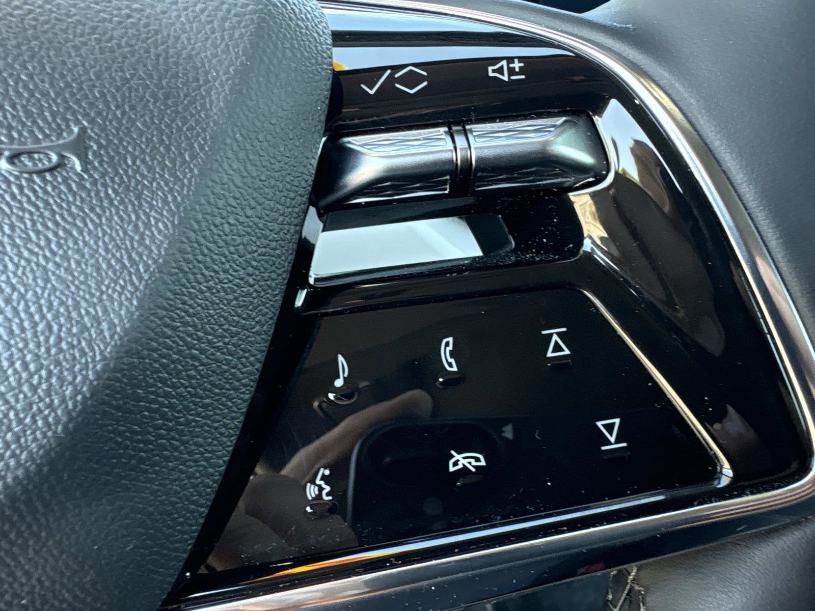 2025 Cadillac OPTIQ Sport