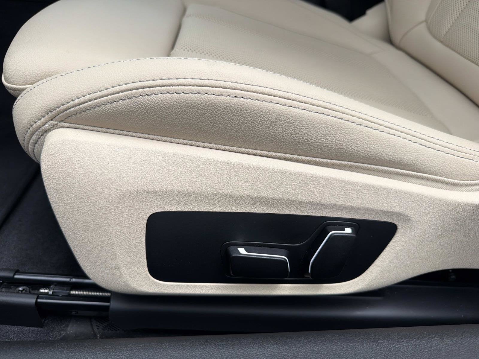 2026 BMW 2 Series 230i