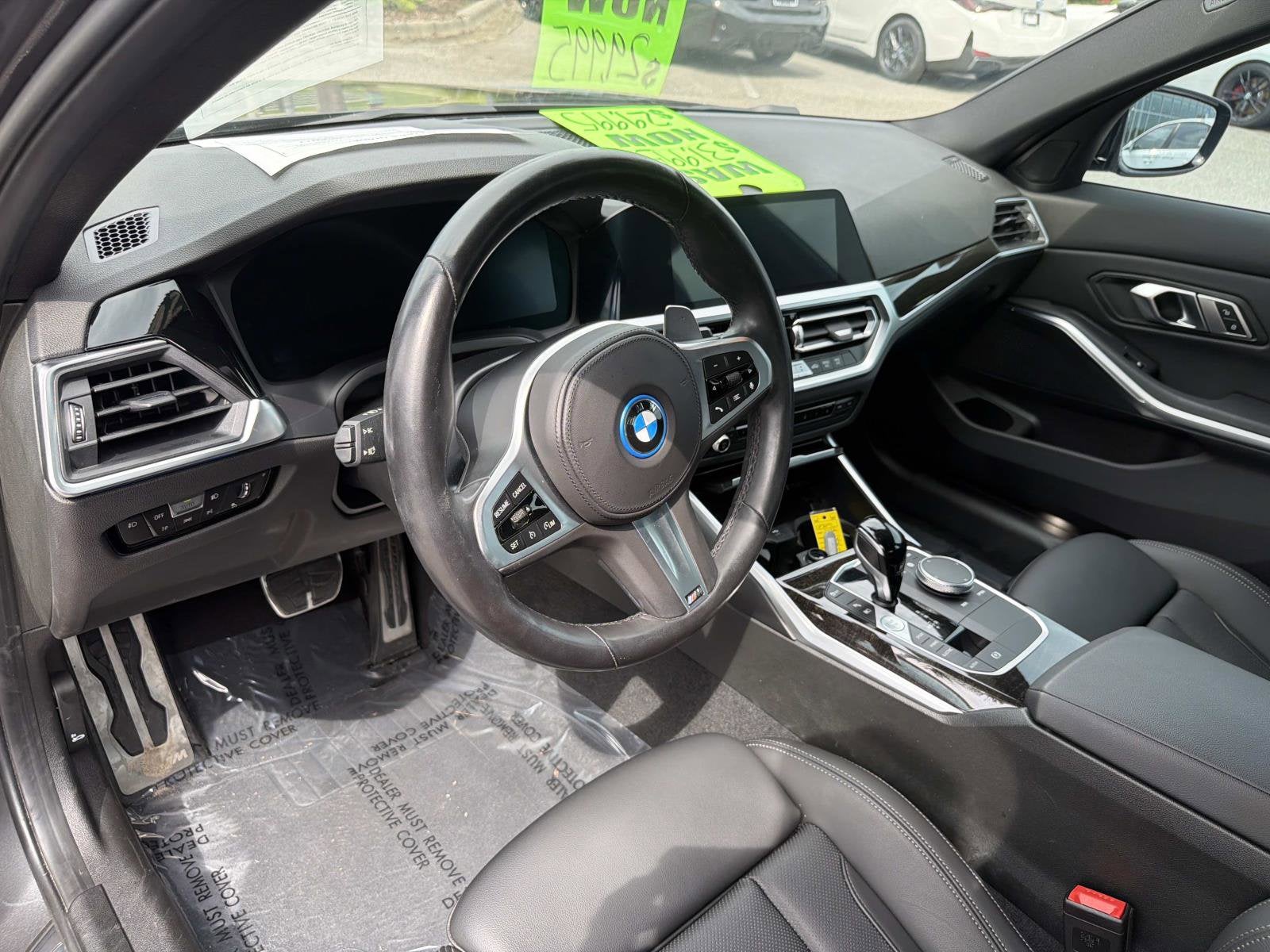 2022 BMW 3 Series 330e
