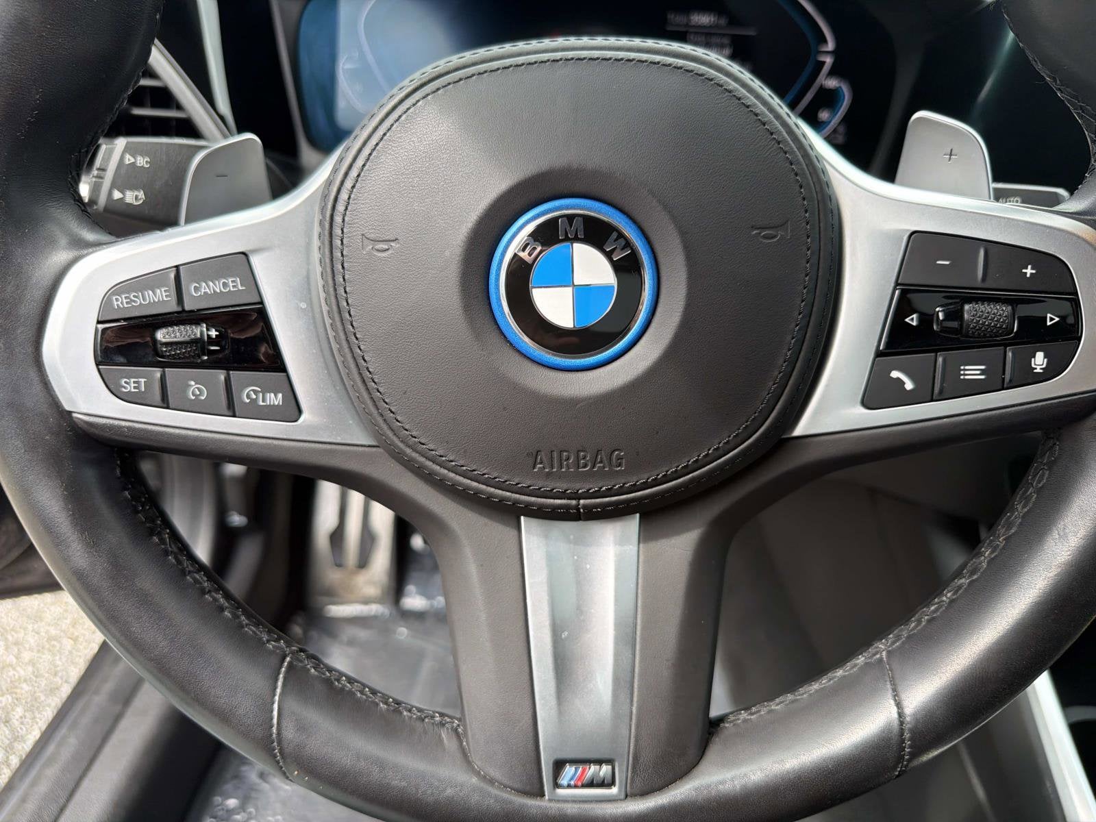 2022 BMW 3 Series 330e