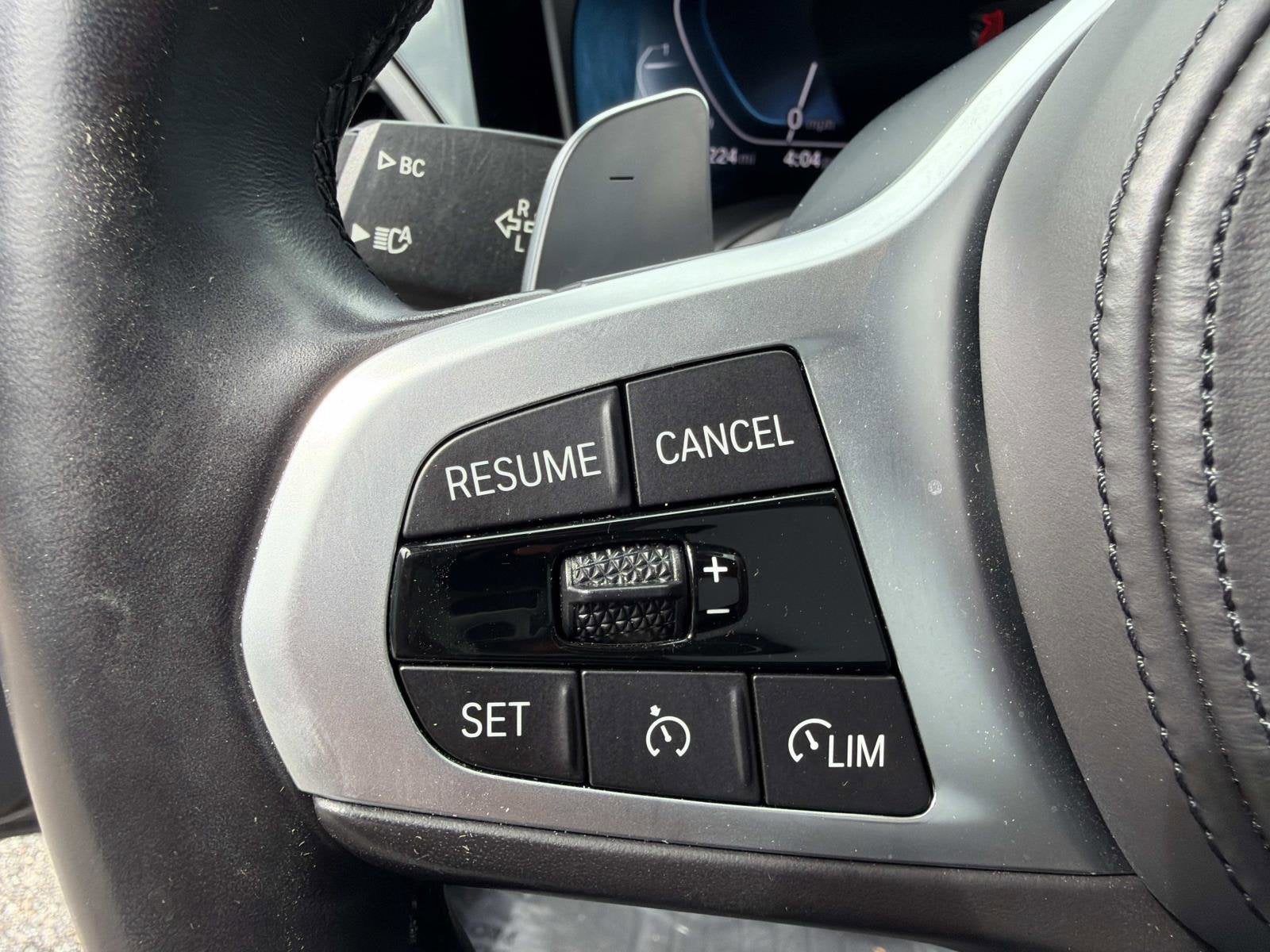 2022 BMW 3 Series 330e
