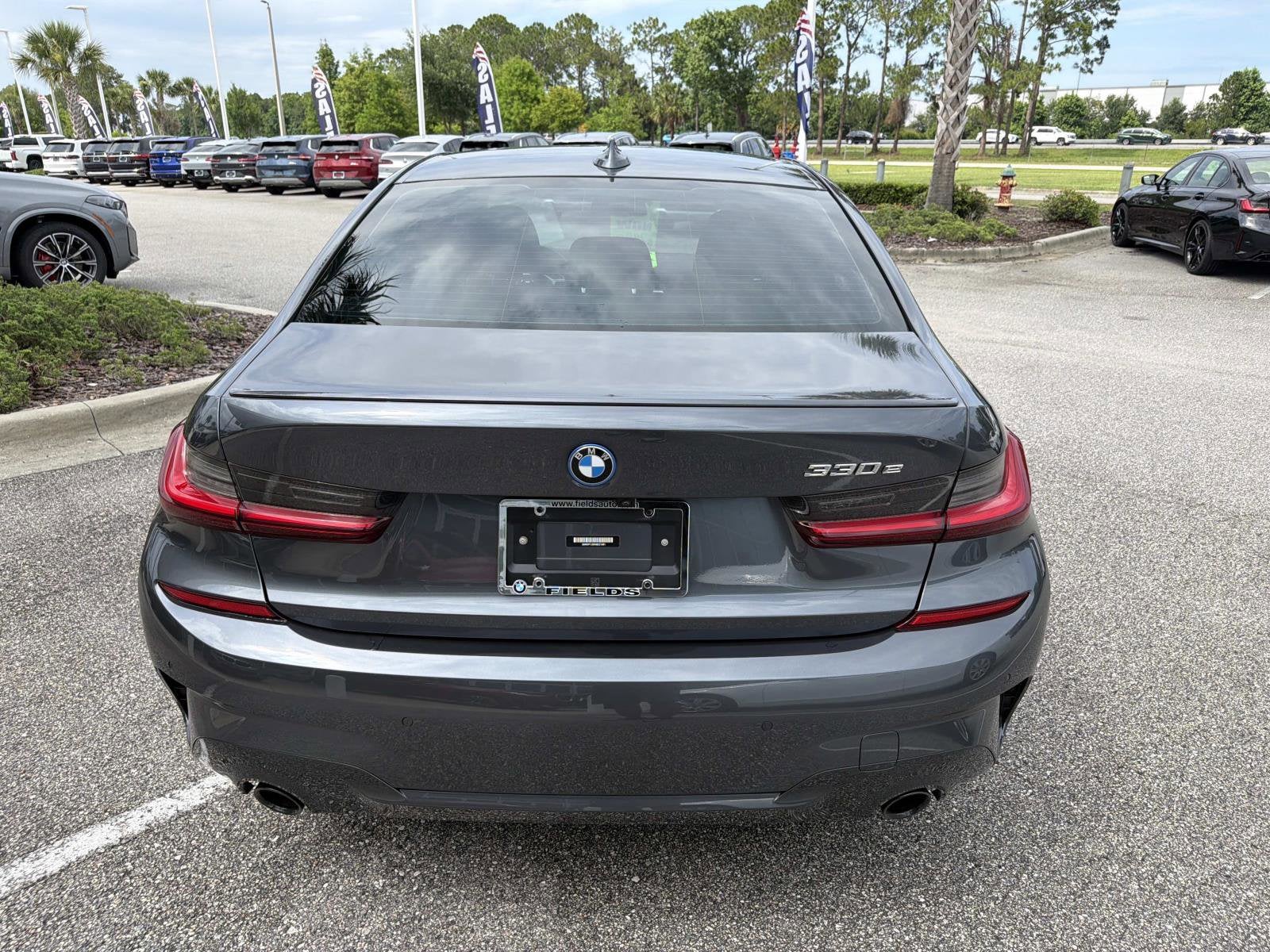 2022 BMW 3 Series 330e