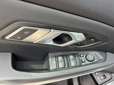 2022 BMW 3 Series 330e