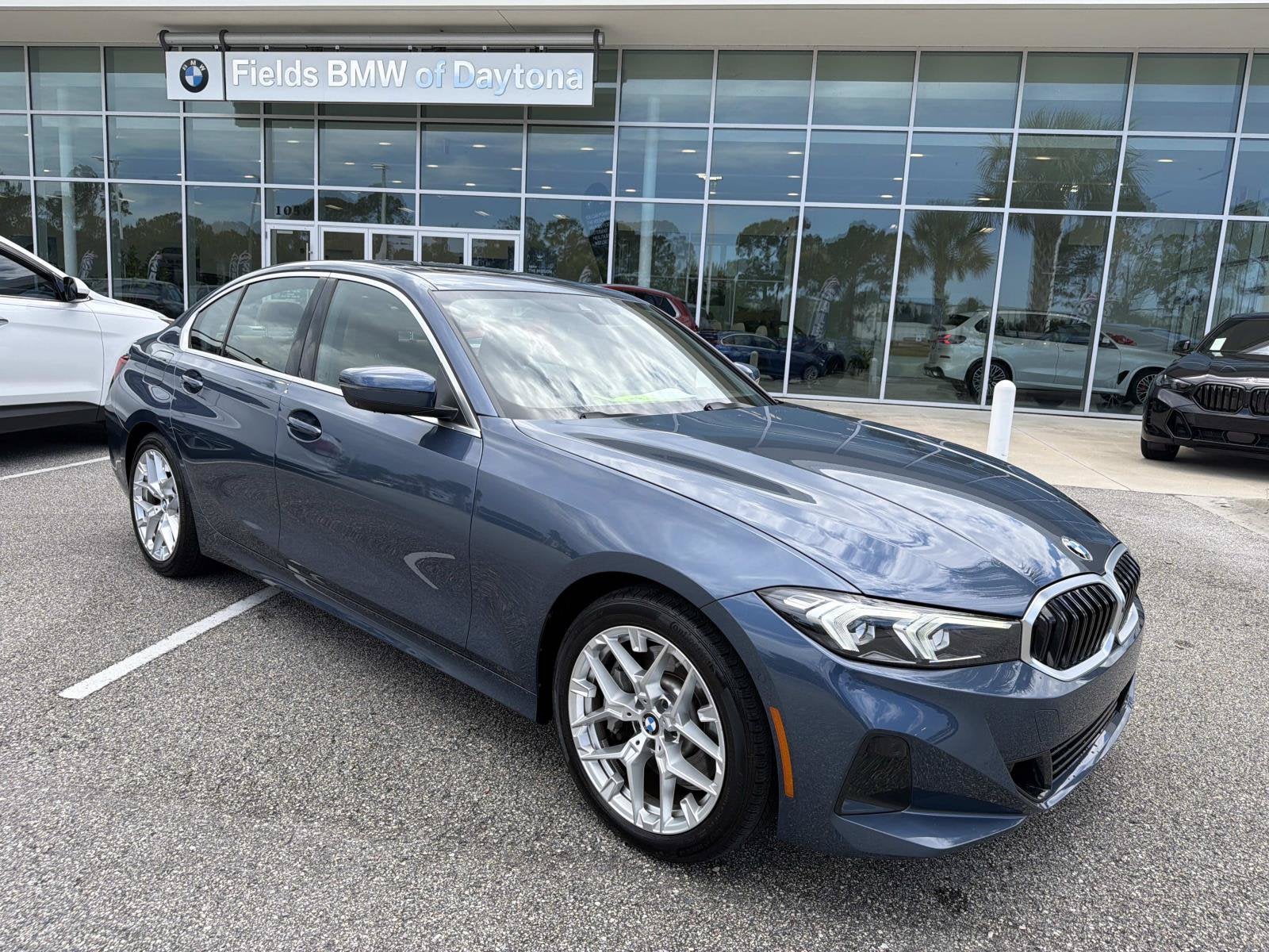 2025 BMW 3 Series 330i
