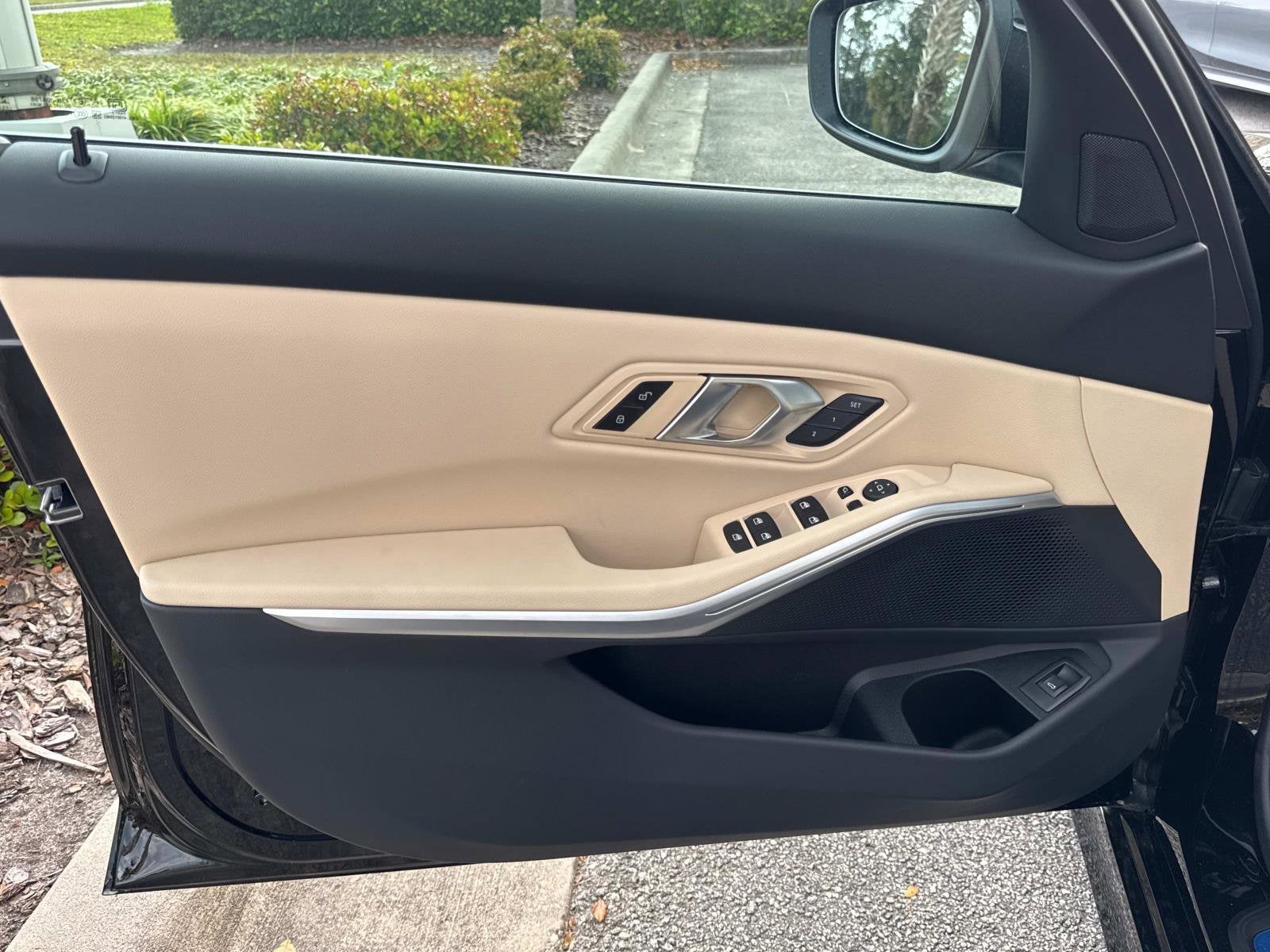 2025 BMW 3 Series 330i