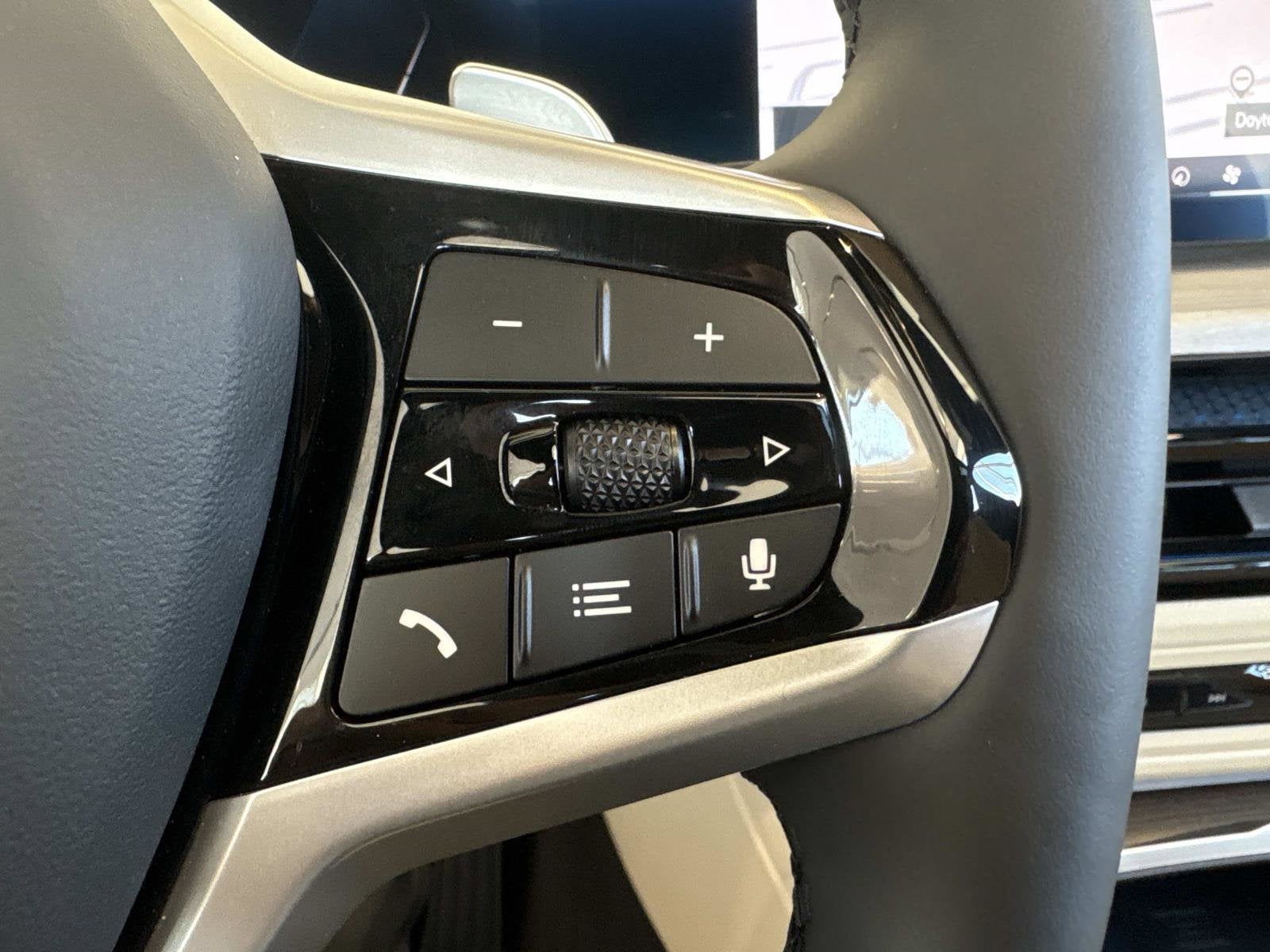 2025 BMW 3 Series 330i