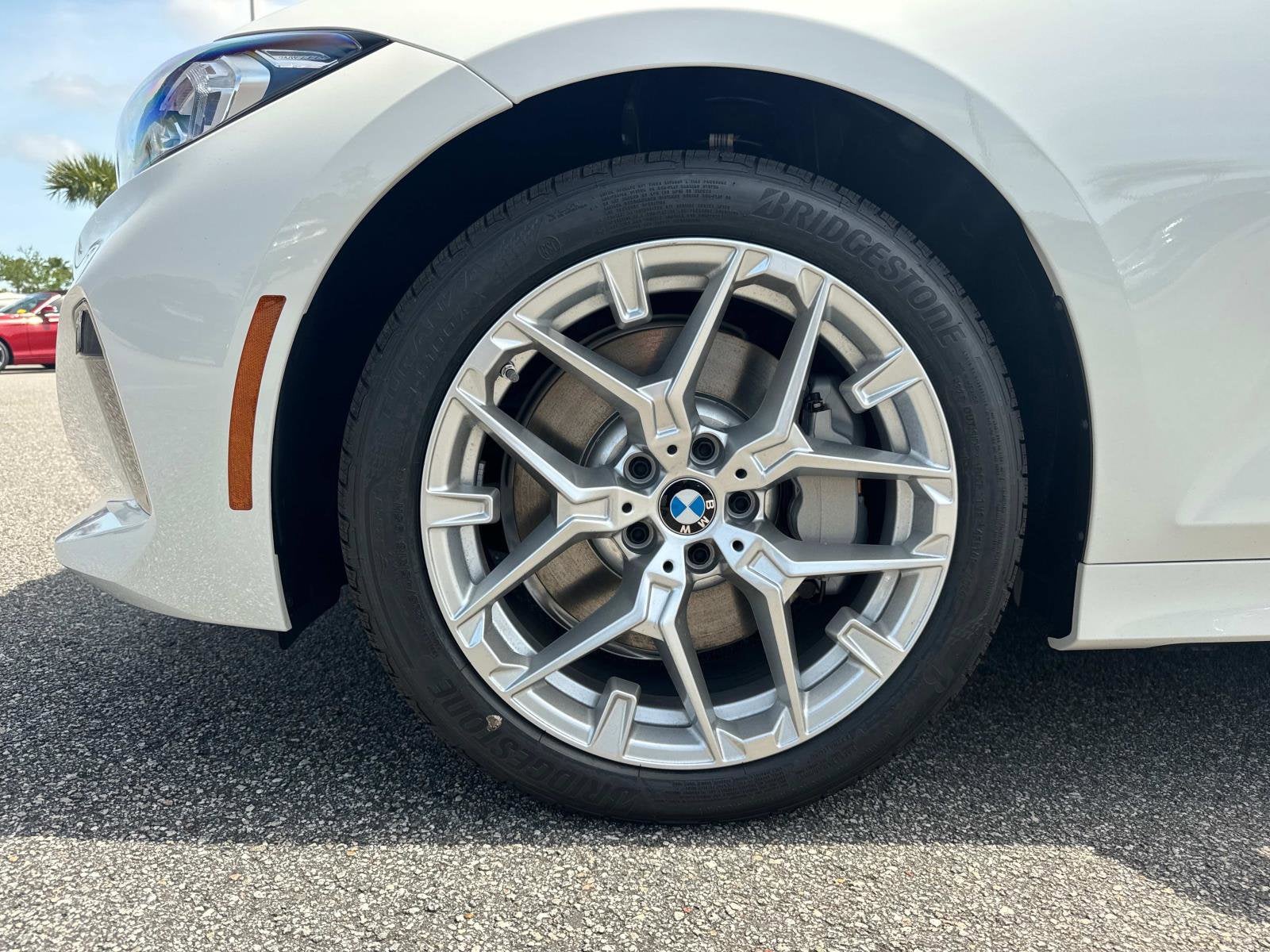 2025 BMW 3 Series 330i