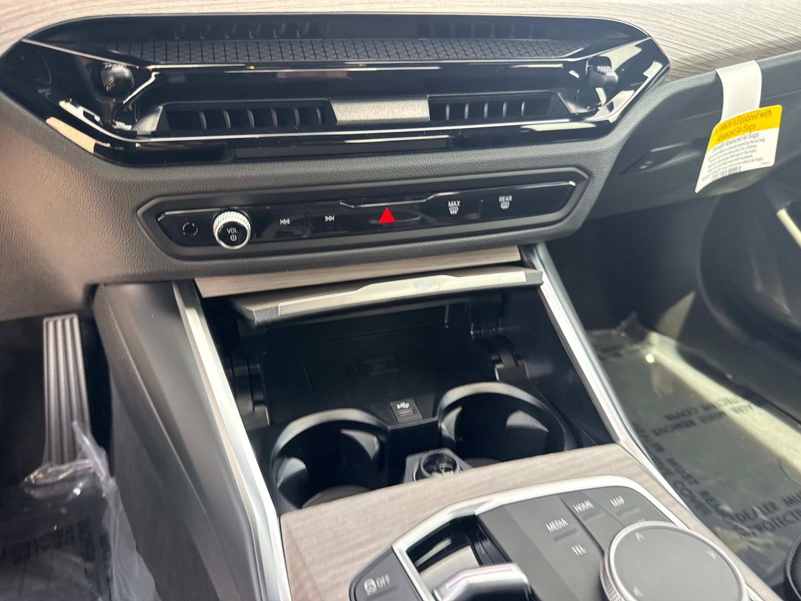 2025 BMW 3 Series 330i