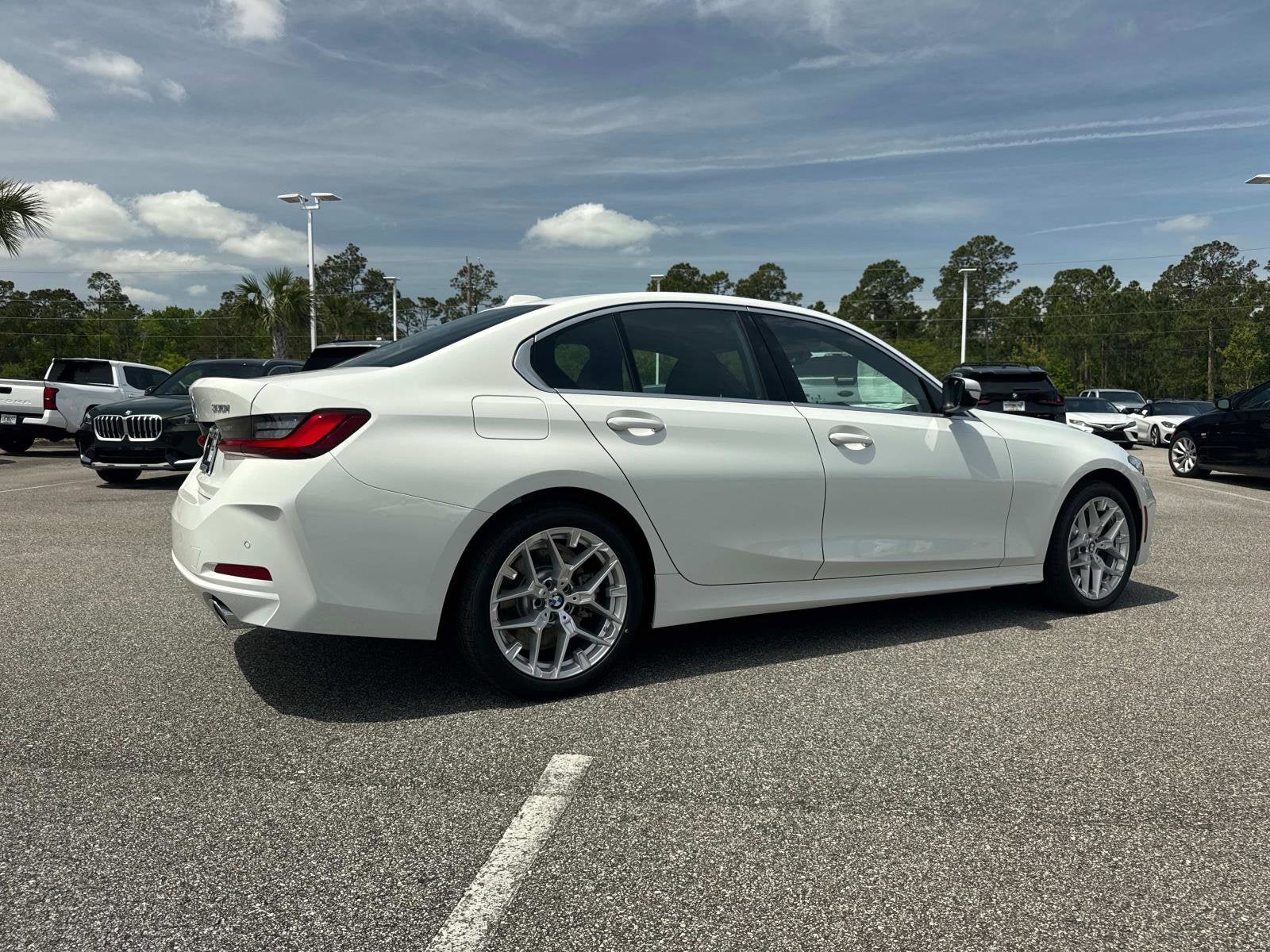 2025 BMW 3 Series 330i