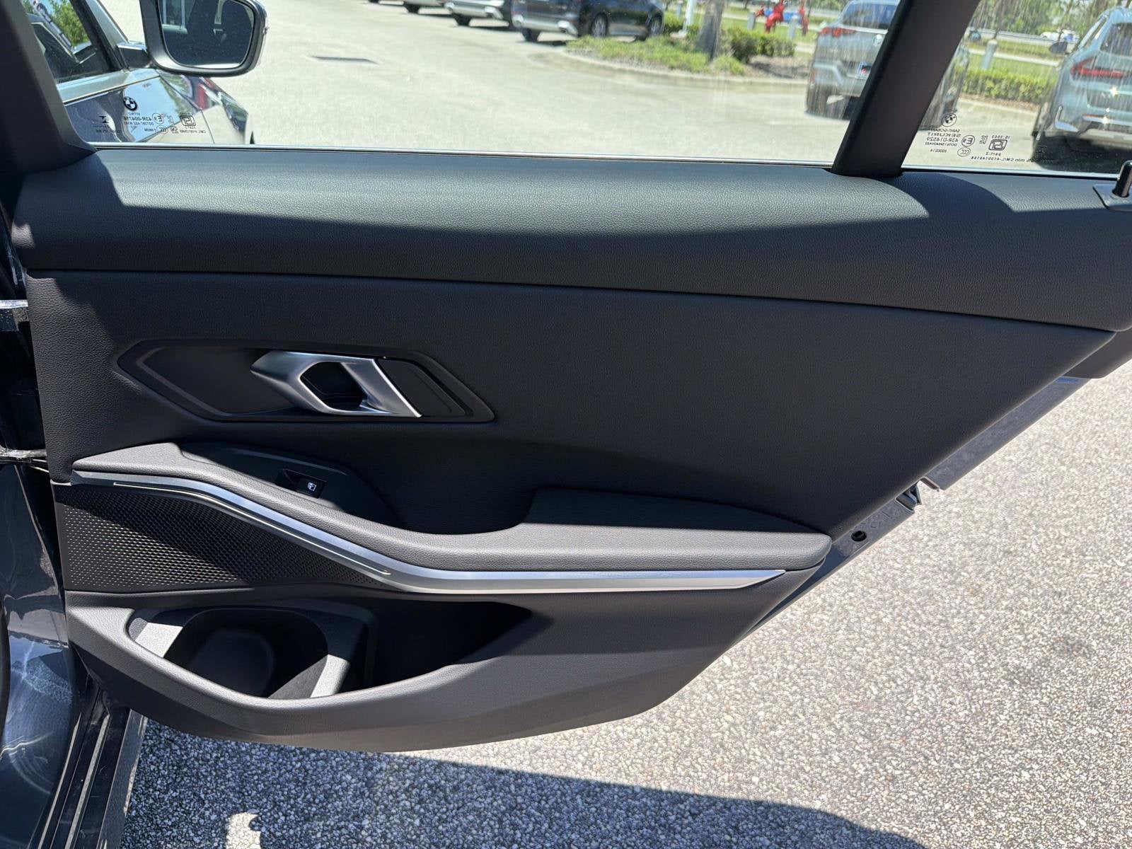 2025 BMW 3 Series 330i