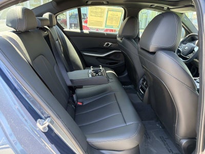 2025 BMW 3 Series 330i