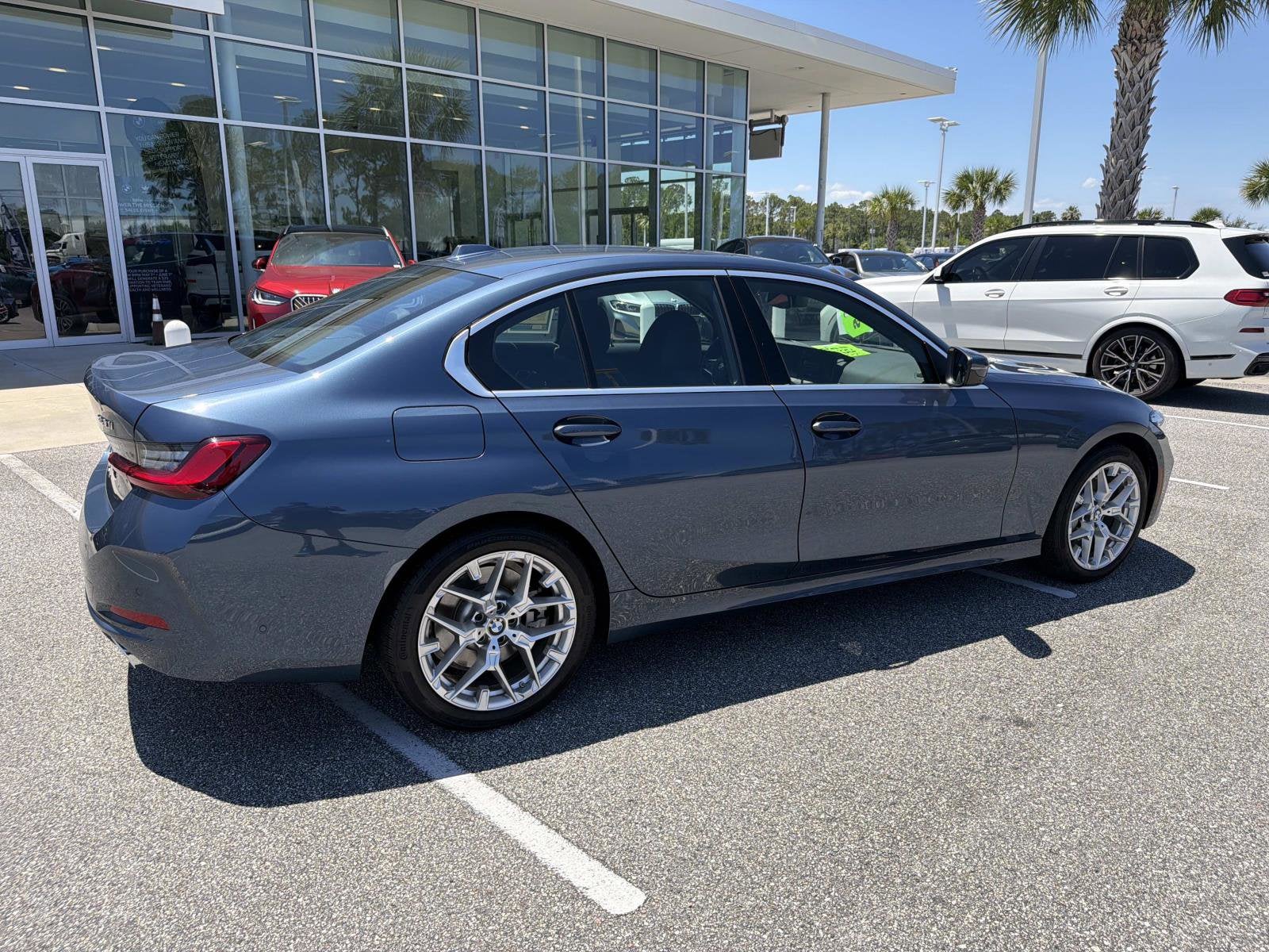 2025 BMW 3 Series 330i
