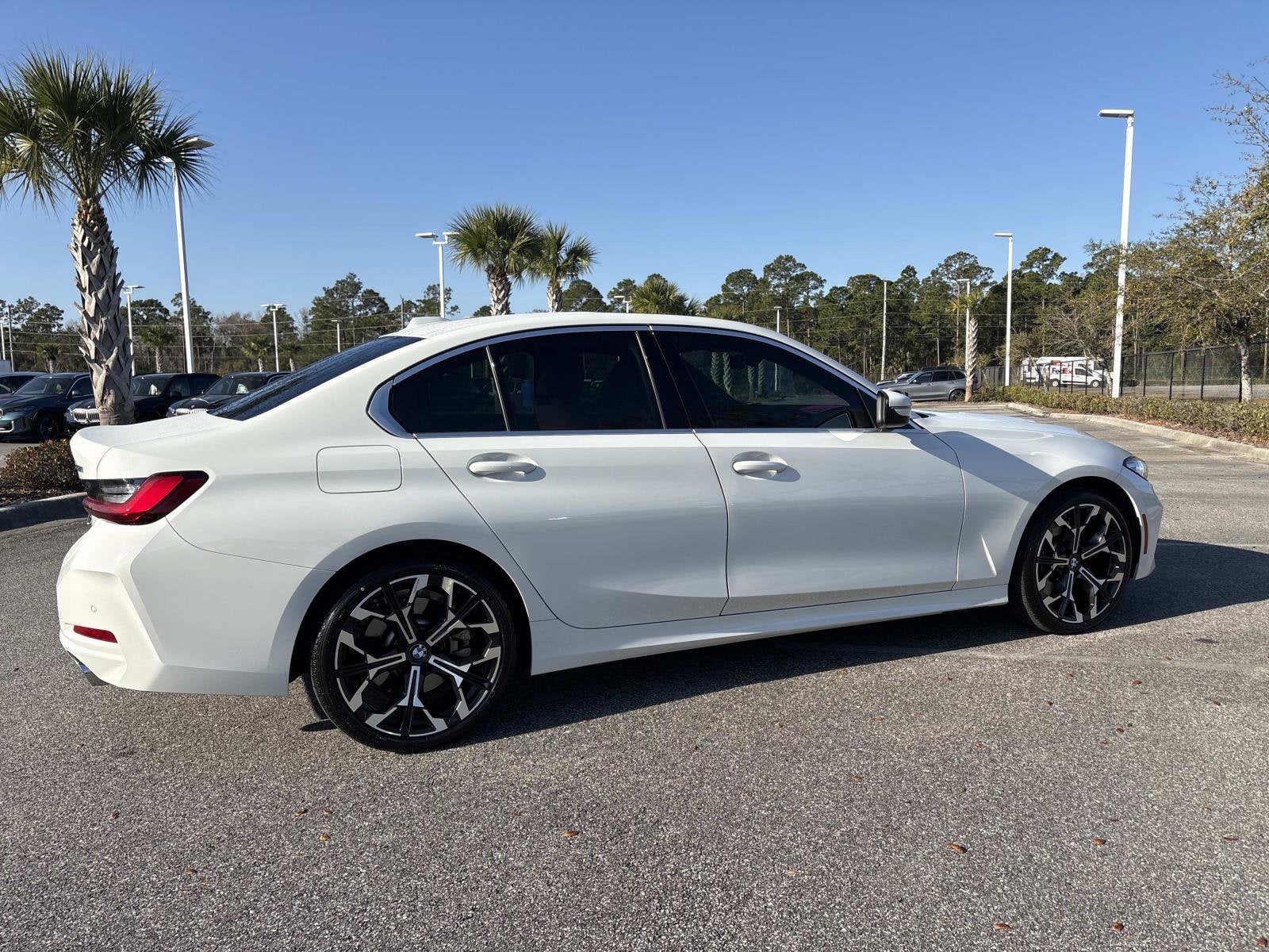 2025 BMW 3 Series 330i