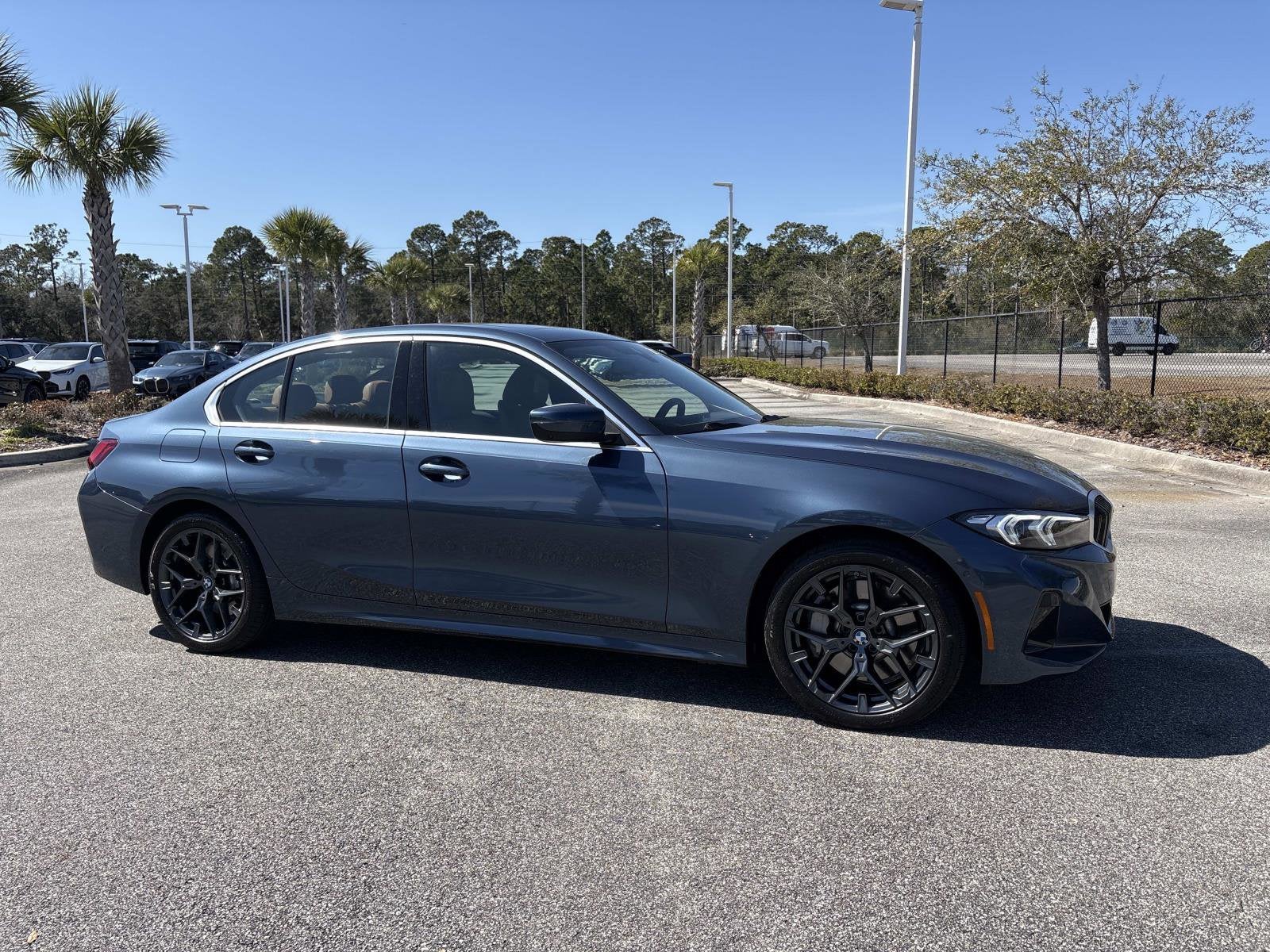 2025 BMW 3 Series 330i