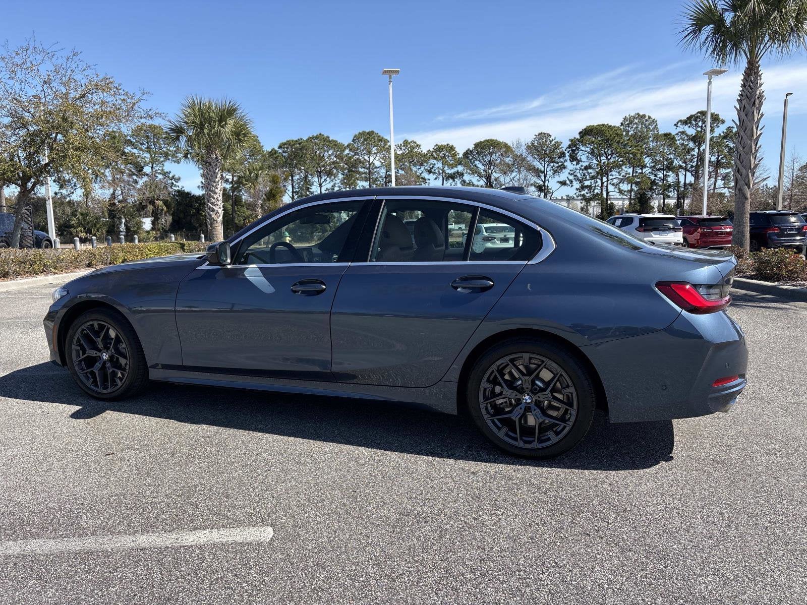 2025 BMW 3 Series 330i