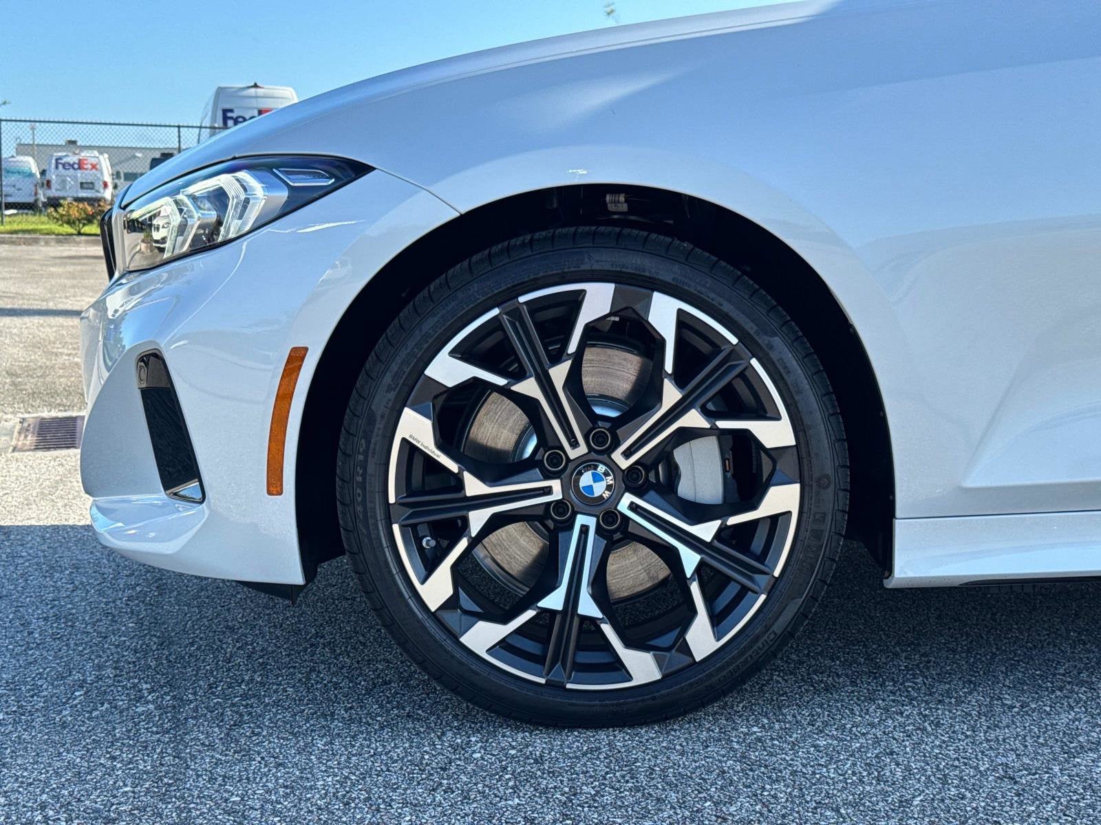 2025 BMW 3 Series 330i